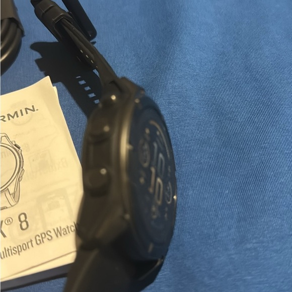 Garmin Fenix 8 GPS Watch with Black Strap - Picture 3 of 3